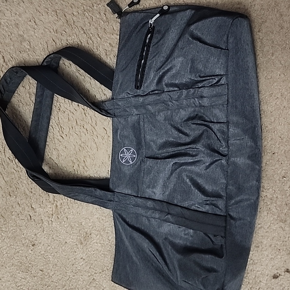 Gray  Gaiam bag